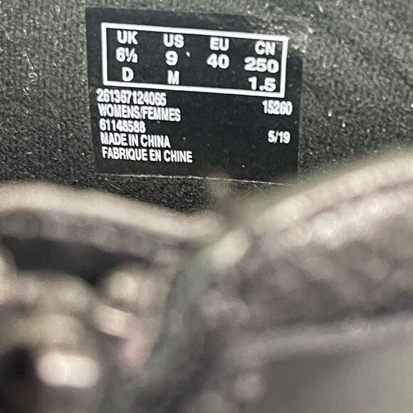 Clarks Valarie 2 Ashly Leather Ankle Boots - Picture 10 of 10